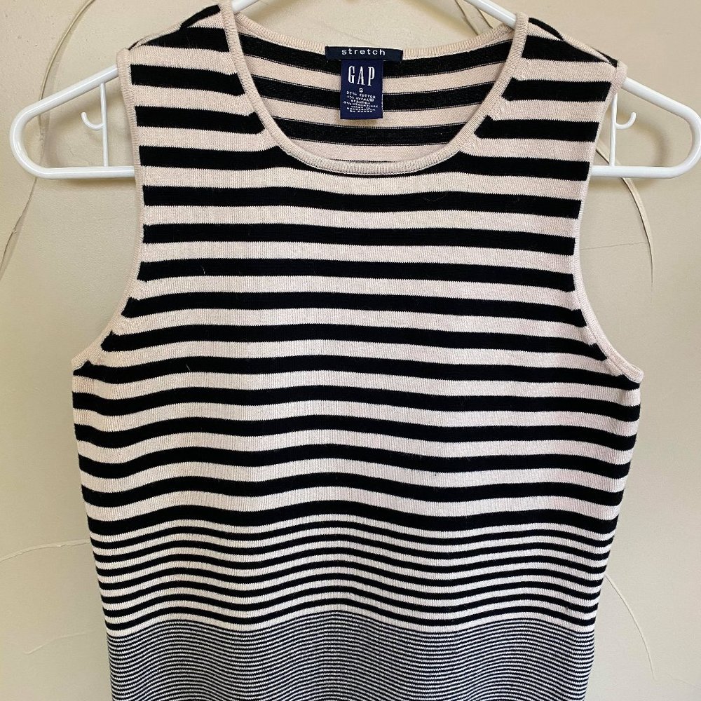 Gap striped tank sweater size small